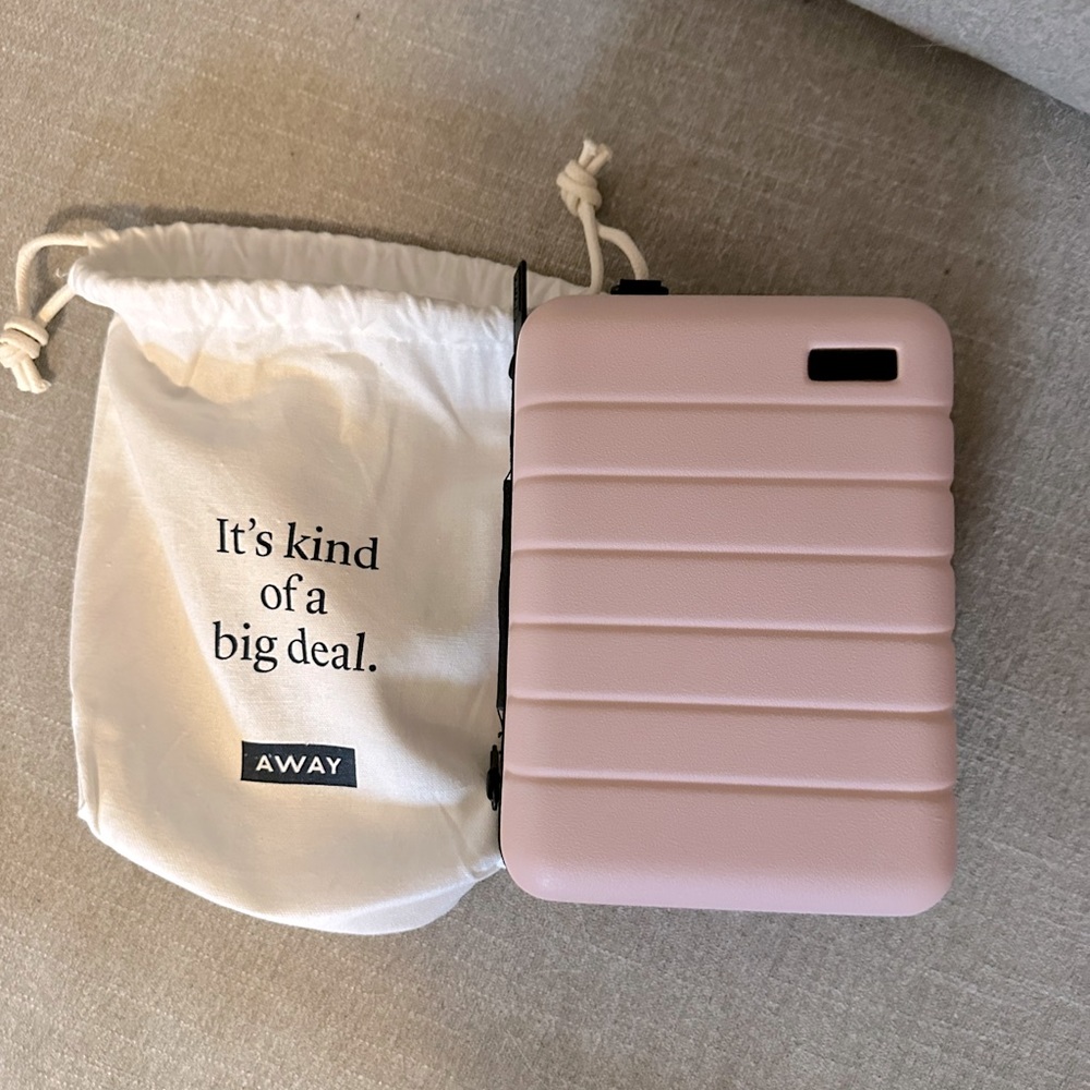 Away Travel Mini Suitcase in Blush